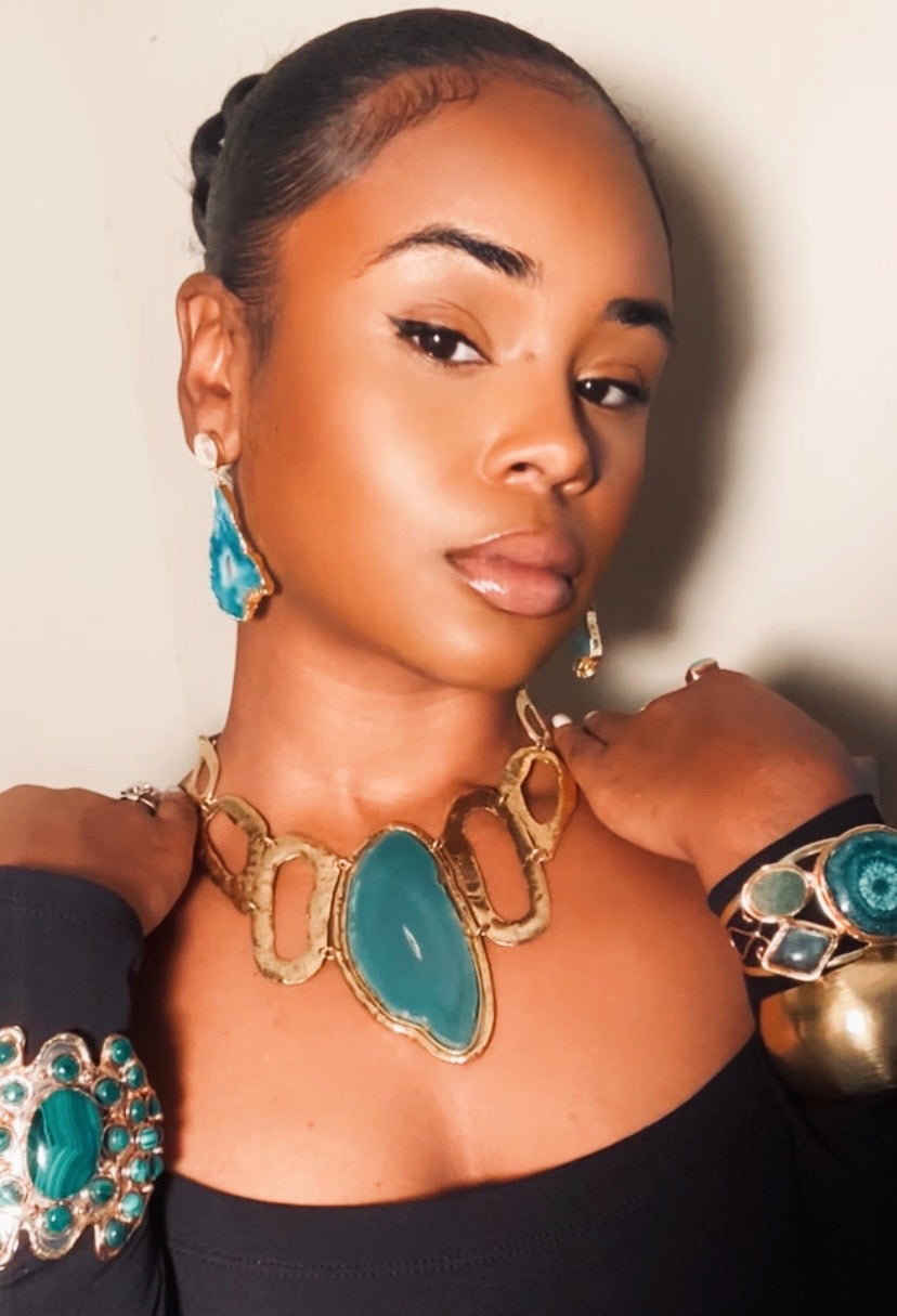 AGATE Neckpiece