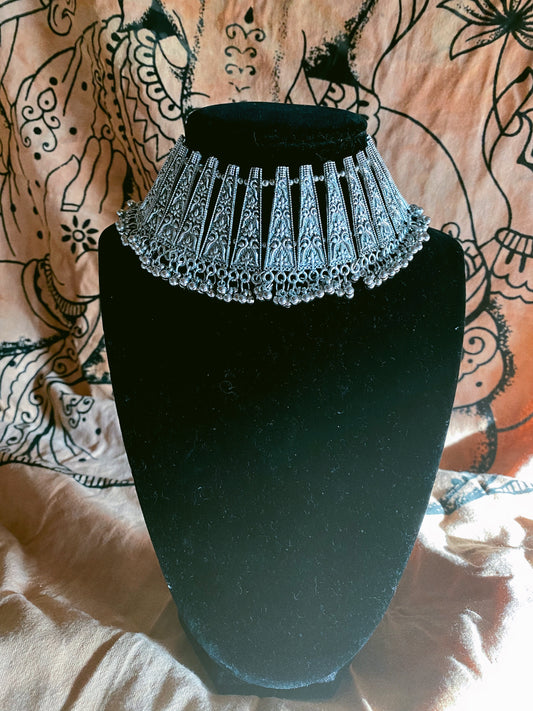 COZMIK QUEEN Choker set
