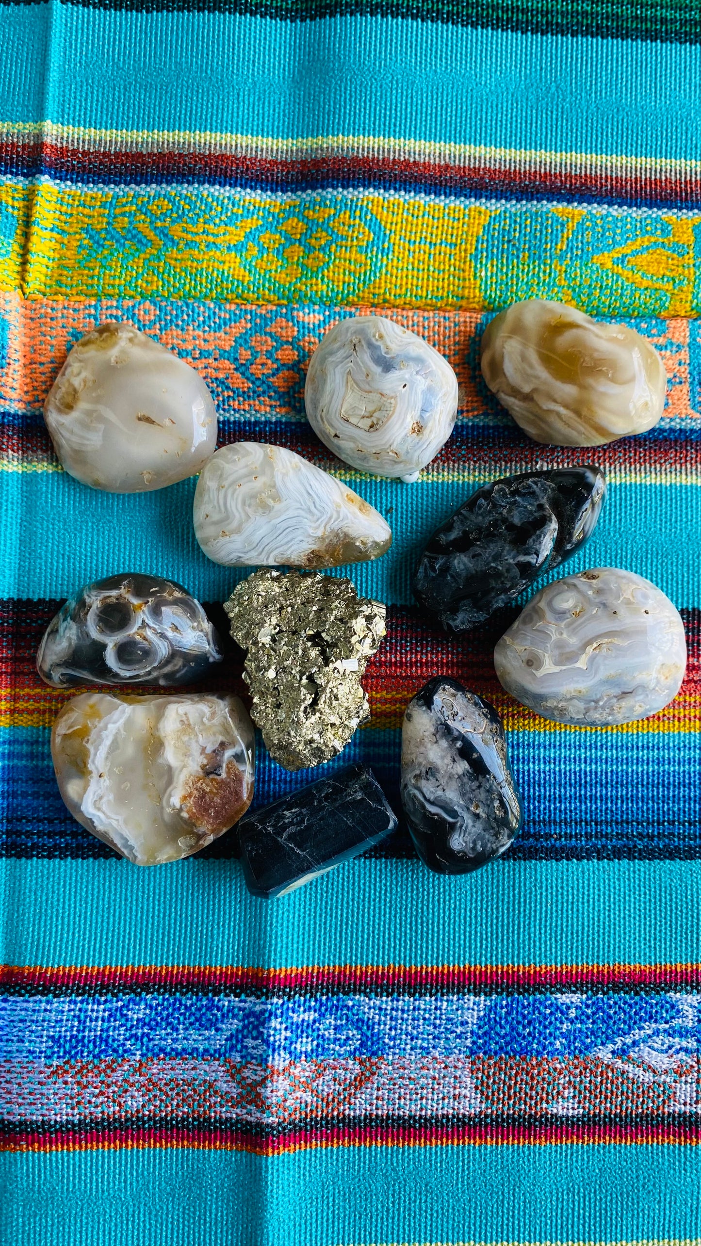 AGATE Stones
