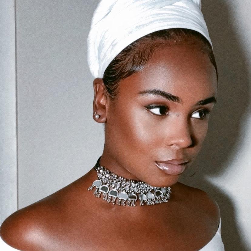 AMALI Choker